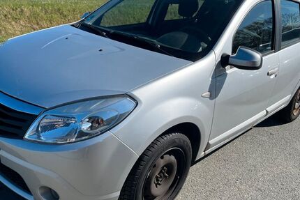 Dacia Sandero 148.000 km 1.250 &euro; Reichenbach/Rotschau 08468