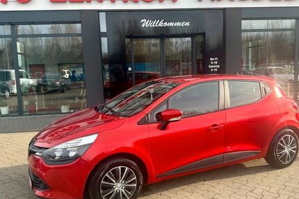 Renault Clio 129.666 km 6.400 &euro; Magdeburg 39112