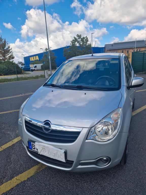 Opel Agila 137.500 km 2.450 € Berlin 10829