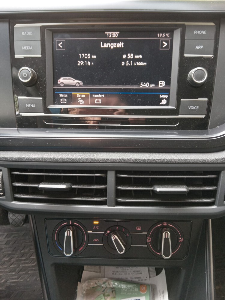 VW Polo 61.150 km 11.600 € Berlin 10178