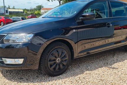 Skoda Rapid 80.573 km 7.999 &euro; Sonneberg 96515