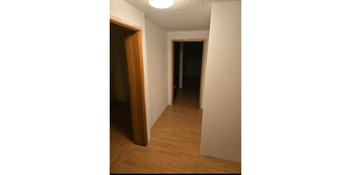 Mehrfamilienhaus, Wohnhaus Löbau - 5 Zimmer, 120 m&sup2;, 700&euro; | Angebot:25441994