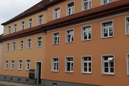 Wohnung Zeulenroda-Triebes Zeulenroda - 2 Zimmer, 76 m&sup2;, 398&euro; | Angebot:25700234