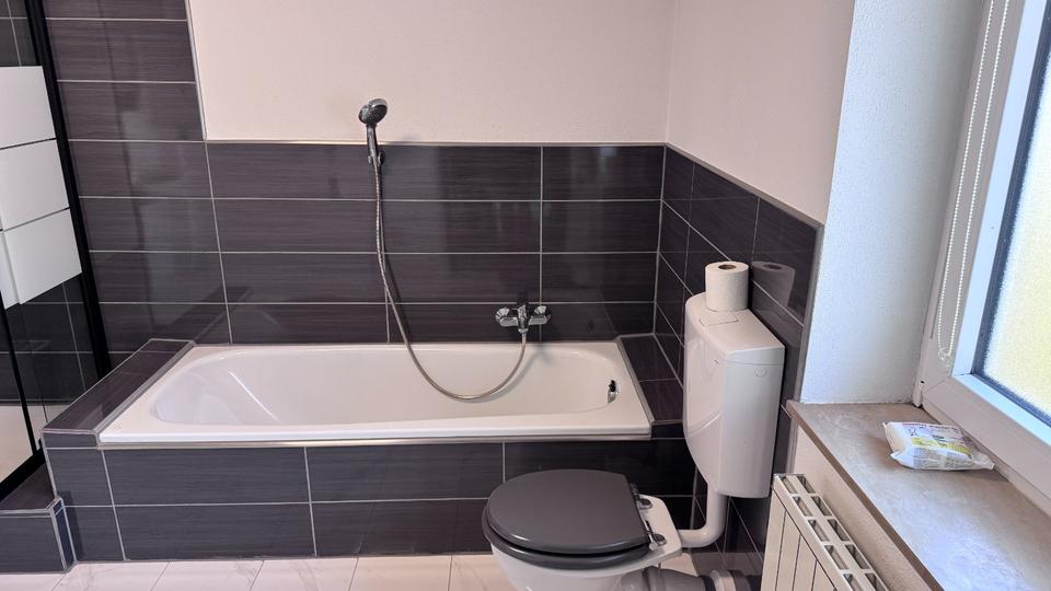 Wohnung 3Zi, Küche,Bad 3 zimmer