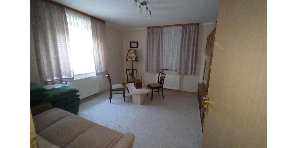 Doppelhaushälfte in schöner Lage in Selb-Plößberg 5 zimmer