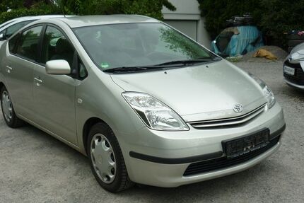 Toyota Prius 123.900 km 7.700 € Estenfeld bei Würzburg 97230