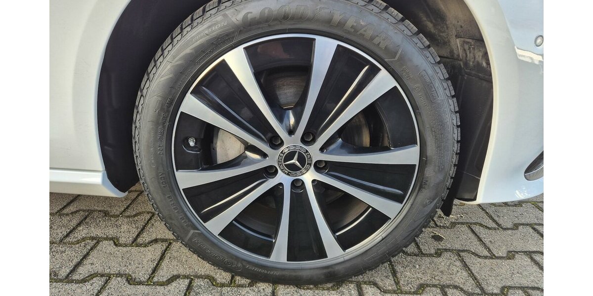 Mercedes-Benz E 300 e T Avantgarde AHK, LED, Rückfahrkamera, App 55.700 km 26.990 &euro; Rodgau 63110