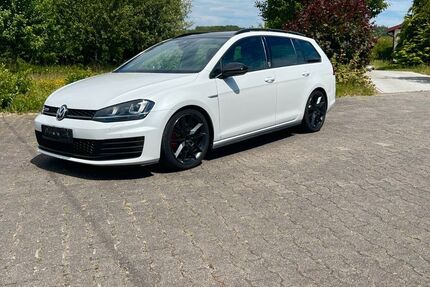 VW Golf 189.000 km 11.999 € Grävenwiesbach 61279