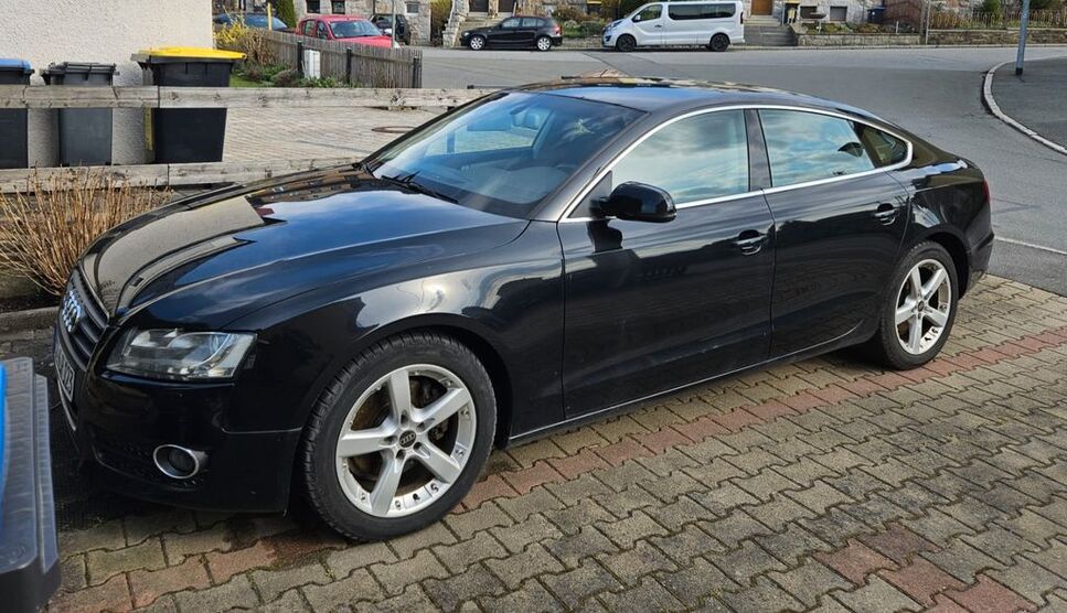 Audi A5 130.000 km 8.000 € Aue 08280