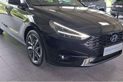 Hyundai SANTA FE 8.833 km 25.480 &euro; Lübeck 23562