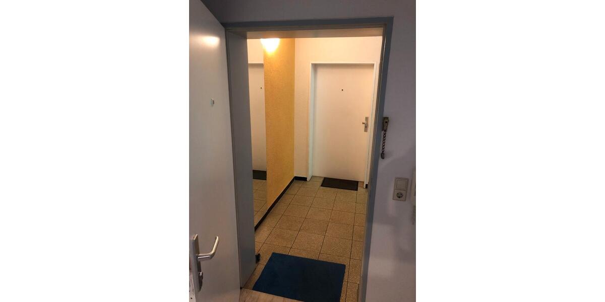 Etagenwohnung Baden-Baden Lichtental - 3 Zimmer, 77 m&sup2;, 220.000&euro; | Angebot:26441172