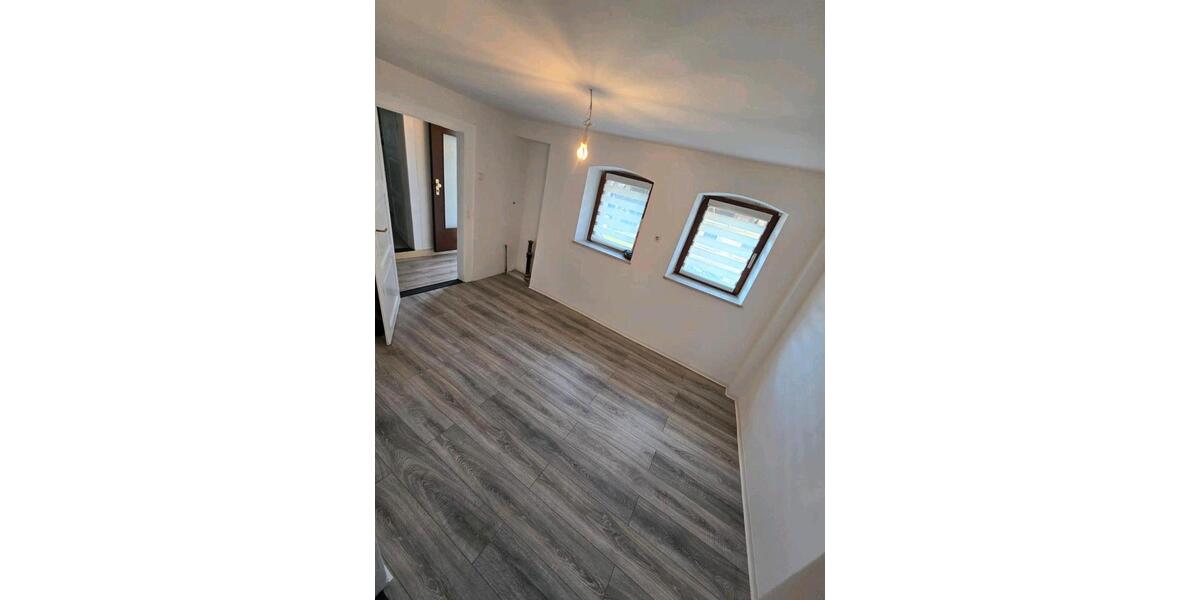 Reihenhaus Östringen - 5 Zimmer, 100 m&sup2;, 300.000&euro; | Angebot:26976415