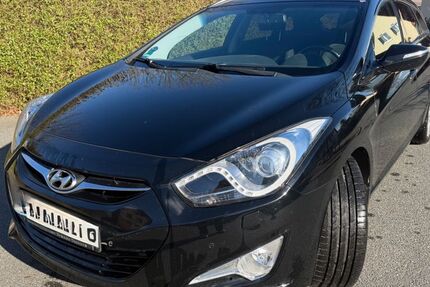 Hyundai i40 152.000 km 6.400 &euro; Ohorn 01896