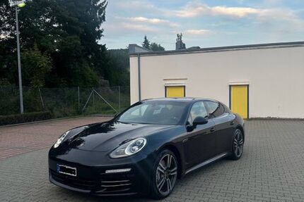 Porsche Panamera 143.000 km 32.990 &euro; Albstadt ebingen 72458