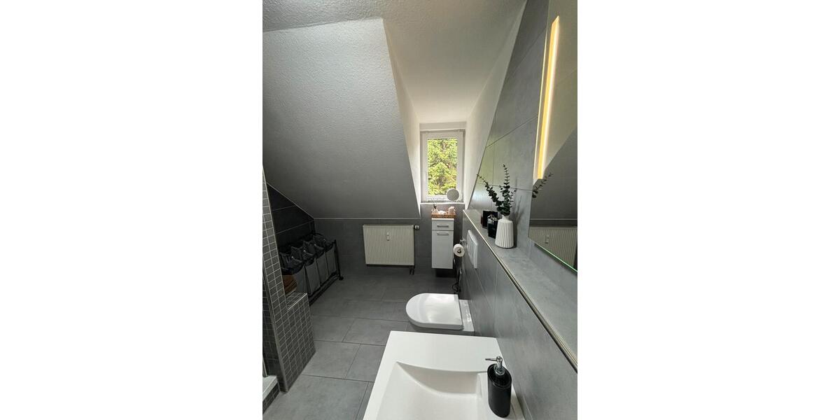 Dachgeschoßwohnung Diez - 3 Zimmer, 103 m&sup2;, 319.000&euro; | Angebot:25146382