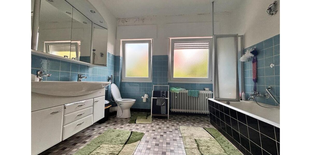 Einfamilienhaus Zweibrücken - 6 Zimmer, 171 m&sup2;, 275.000&euro; | Angebot:27197723