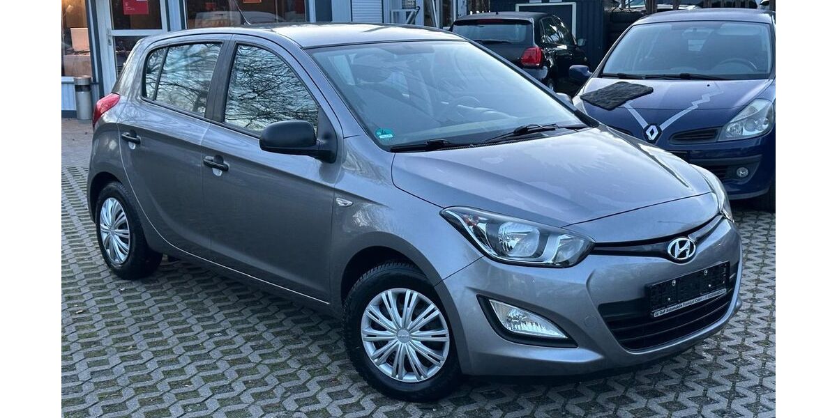 Hyundai i20 163.000 km 3.990 &euro; Hoppegarten (Hönow) 15366