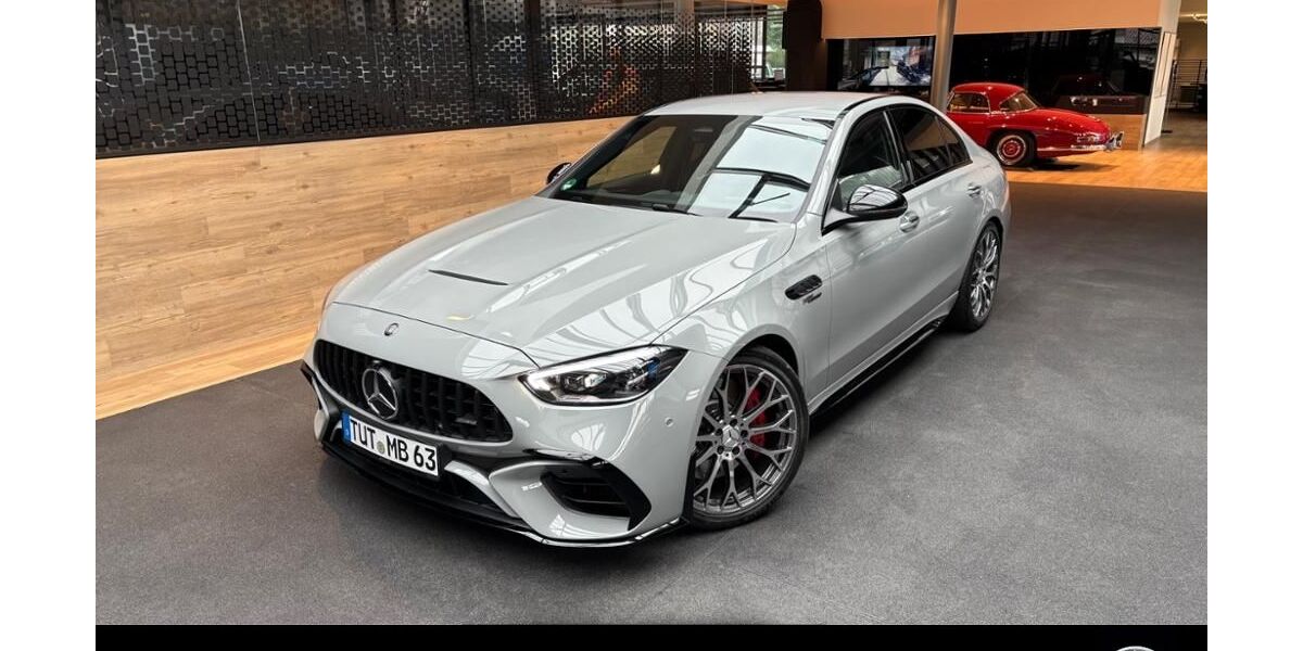 Mercedes-Benz C 63 AMG 6.000 km 105.888 &euro; Tuttlingen 78532