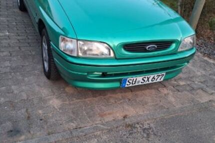 Ford Escort 138.000 km 3.200 &euro; Much 53804