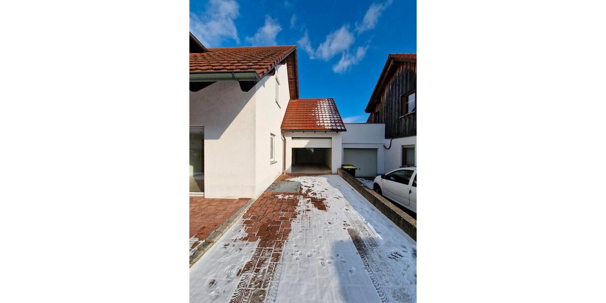 Einfamilienhaus Grub am Forst - 4 Zimmer, 115 m&sup2;, 900&euro; | Angebot:24863296