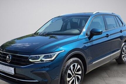 VW Tiguan 83.278 km 24.890 &euro; Zwickau 08056