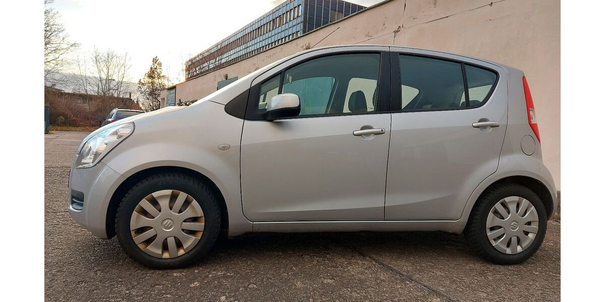 Suzuki Splash 106.000 km 3.999 &euro; Dresden 01259