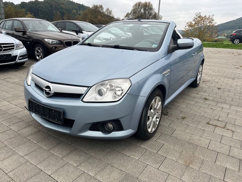 Opel Tigra 114.000 km 1.600 € Sulzbach Murr 71560