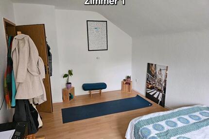 4-Zi.-Dachgeschoßwohnung in Melsungen mit Einbauküche & Möbel