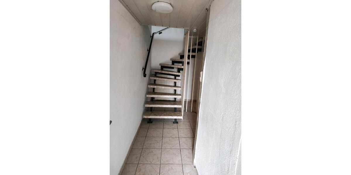 Reihenhaus Dudeldorf - 5 Zimmer, 185 m&sup2;, 173.000&euro; | Angebot:26675895