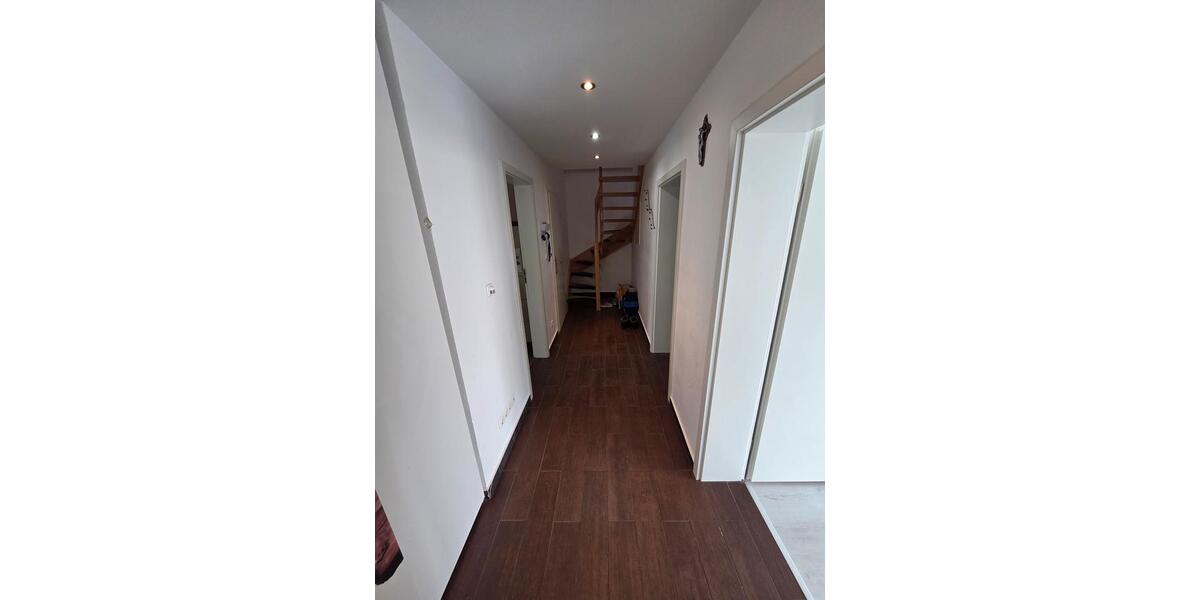 Etagenwohnung Dachau - 3 Zimmer, 110 m&sup2;, 1.700&euro; | Angebot:26664478