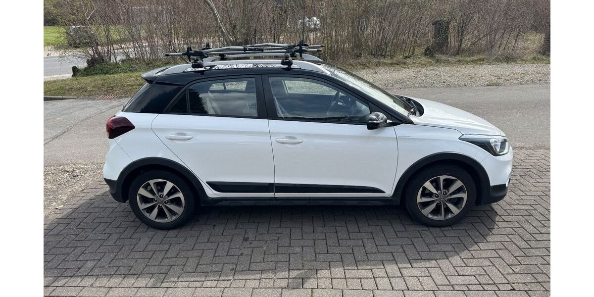 Hyundai i20 66.383 km 11.800 &euro; Hardegsen 37181