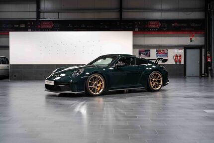 Porsche 992 13.650 km 210.000 &euro; Gütersloh 33332