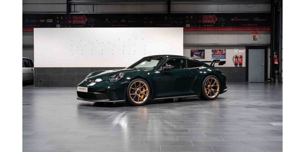 Porsche 992 13.650 km 210.000 &euro; Gütersloh 33332