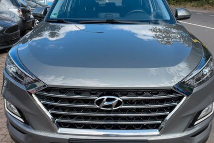 Hyundai TUCSON 227.000 km 10.200 &euro; Saarlouis 66740