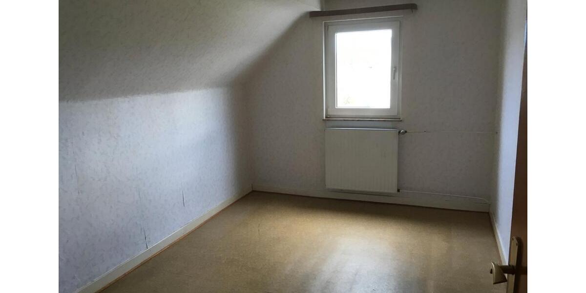 Doppelhaushälfte Bad Marienberg (Westerwald) - 8 Zimmer, 120 m&sup2;, 1.200&euro; | Angebot:26345757