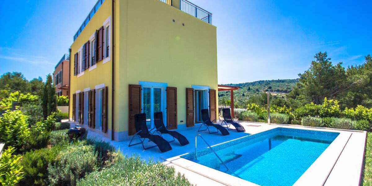 Einfamilienhaus Brac - 4 Zimmer, 188 m&sup2;, 660.000&euro; | Angebot:12622253