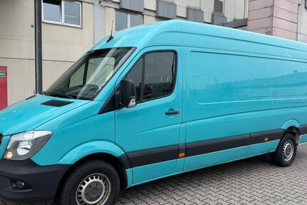 Mercedes-Benz Sprinter 225.000 km 13.990 &euro; Frankfurt am Main 65933