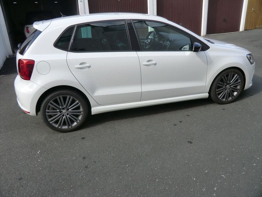 VW Polo 83.229 km 12.489 € Erlangen 91056