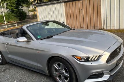 Ford Mustang 111.000 km 16.700 &euro; Zwickau 08058