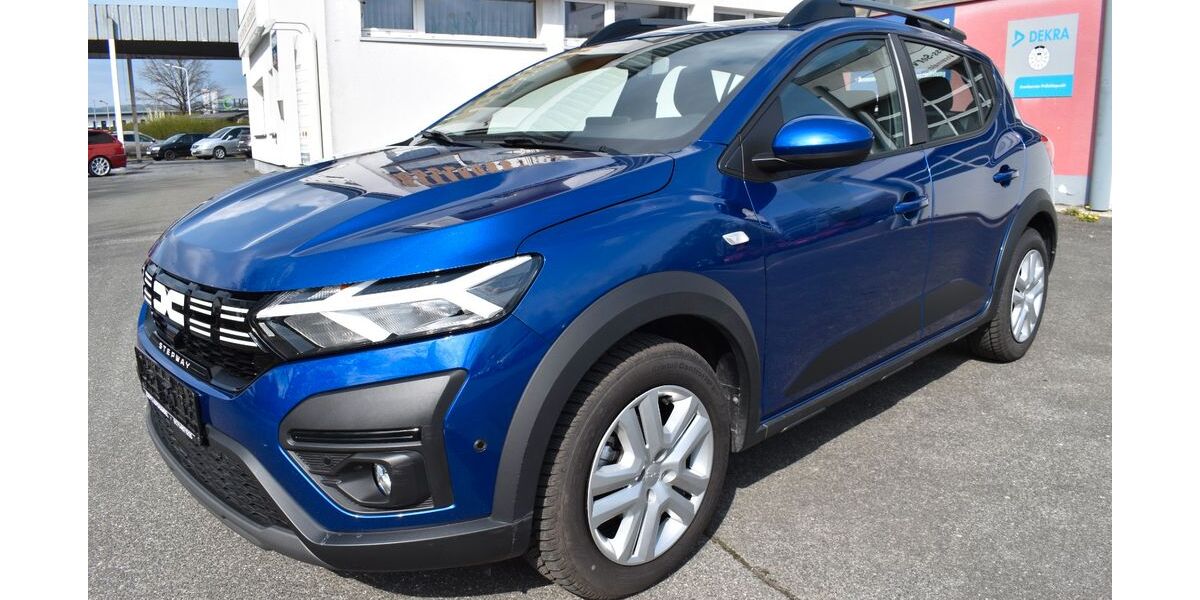 Dacia Sandero 6.800 km 15.900 &euro; Neustadt bei Coburg 96465