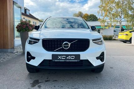 Volvo XC40 3.530 km 44.300 € Pfaffenhofen 85276