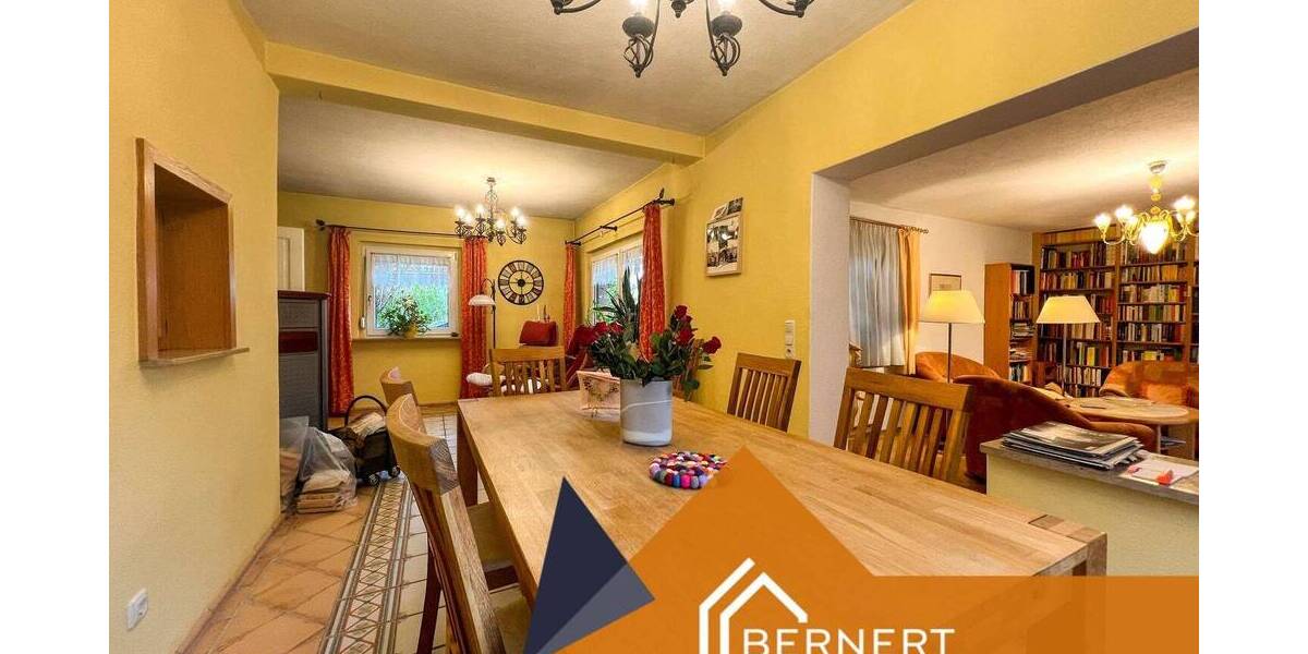 Einfamilienhaus Stockheim - 8 Zimmer, 240 m&sup2;, 319.000&euro; | Angebot:25800366