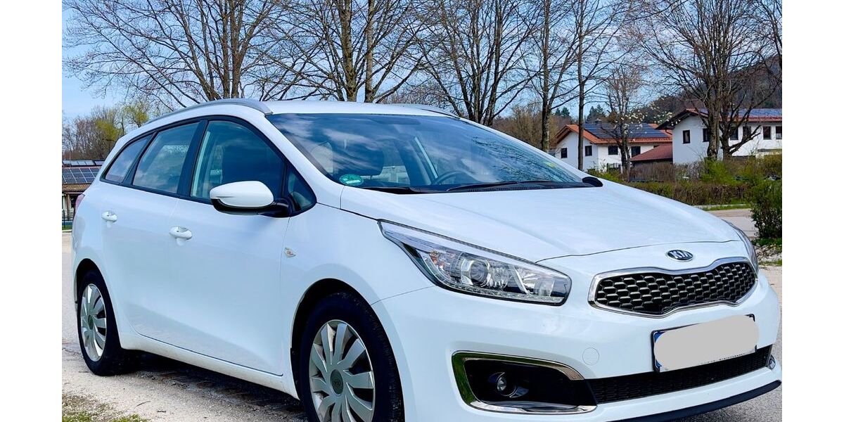 Kia ceed / Ceed 112.000 km 9.100 &euro; Freiberg 09599