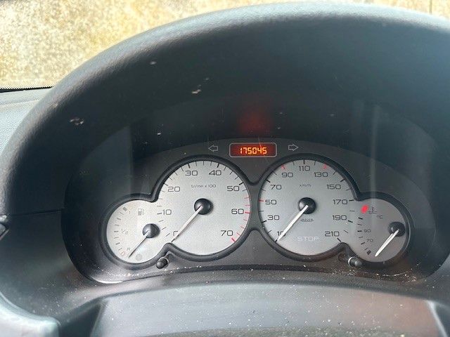 Peugeot Partner 175.045 km 2.599 &euro; Öhringen 74613