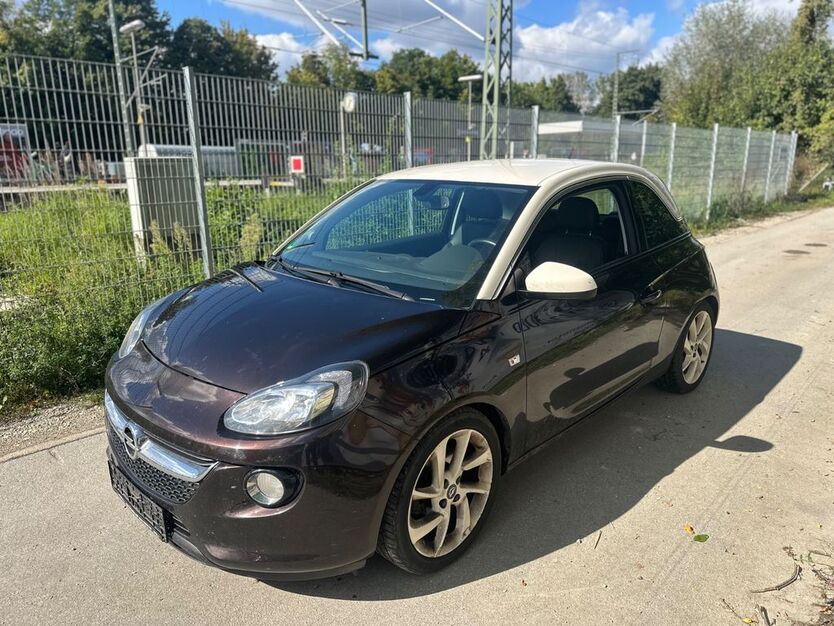 Opel Adam 172.404 km 3.499 € München 81929