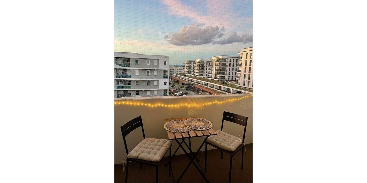 Helles Studenten Appartement in guter Lage Freiburgs - Dachgeschoßwohnung Freiburg im Breisgau Brühl | Angebot:27330809