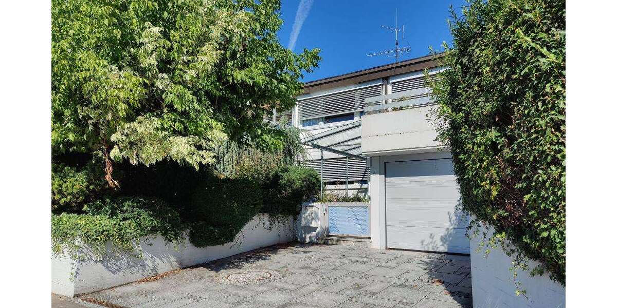 Einfamilienhaus Berglen - 6.5 Zimmer, 250 m&sup2;, 2.100&euro; | Angebot:25882480