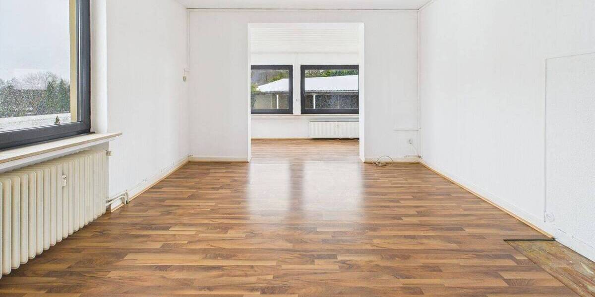 Mehrfamilienhaus, Wohnhaus Oerlinghausen Helpup - 9 Zimmer, 228 m&sup2;, 359.000&euro; | Angebot:26190155