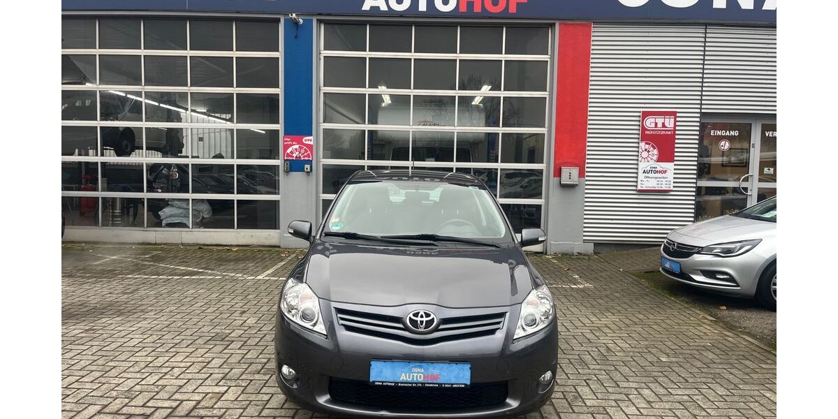 Toyota Auris 88.000 km 6.999 &euro; Osnabrück 49090