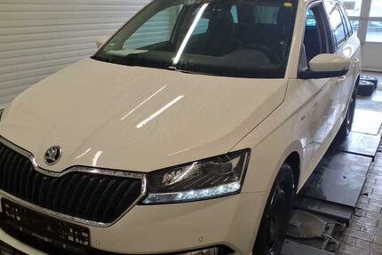 Skoda Fabia 54.400 km 12.888 &euro; Mühlheim 63165